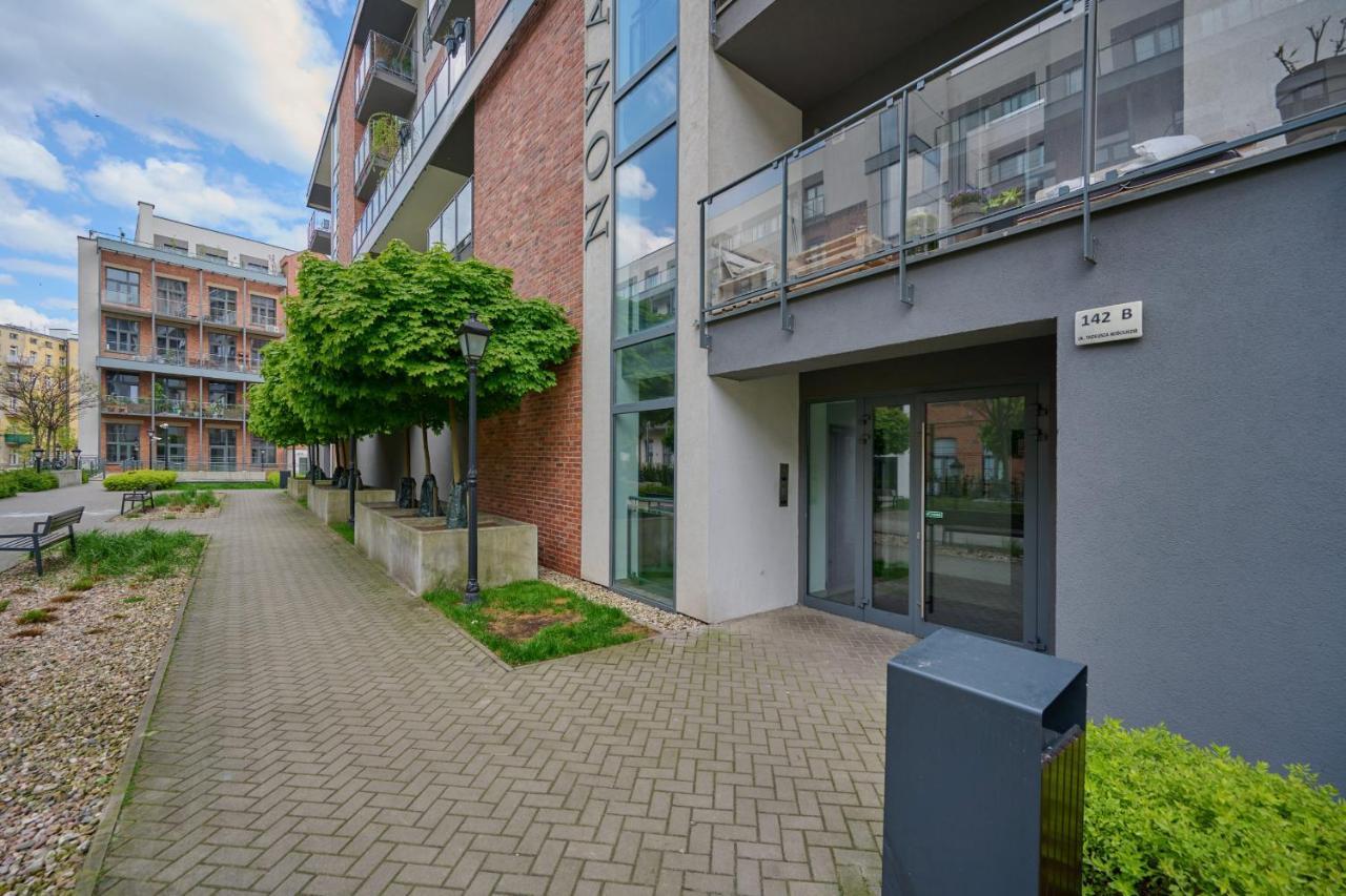 Stylish Kosciuszki Apartaments Near The Market Square With Free Garage Wroclaw By Noclegi Renters Dış mekan fotoğraf