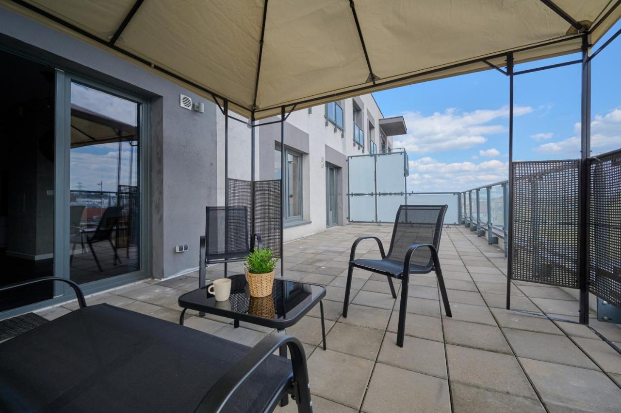 Stylish Kosciuszki Apartaments Near The Market Square With Free Garage Wroclaw By Noclegi Renters Dış mekan fotoğraf