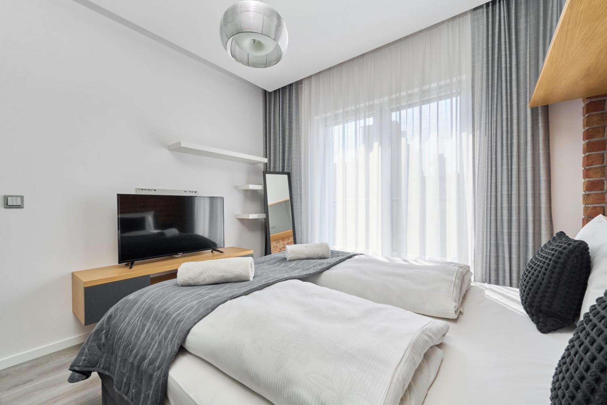 Stylish Kosciuszki Apartaments Near The Market Square With Free Garage Wroclaw By Noclegi Renters Dış mekan fotoğraf