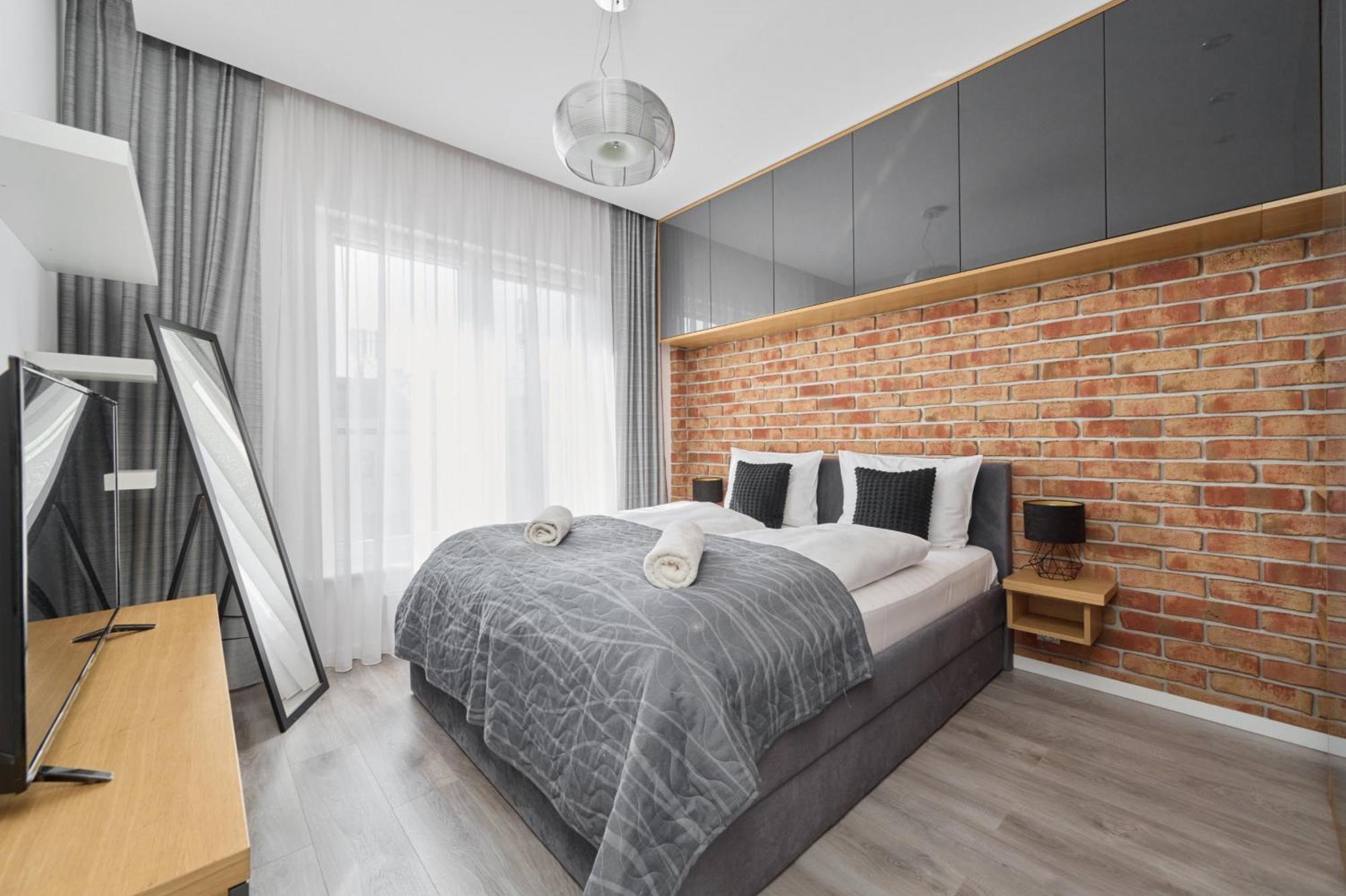 Stylish Kosciuszki Apartaments Near The Market Square With Free Garage Wroclaw By Noclegi Renters Dış mekan fotoğraf